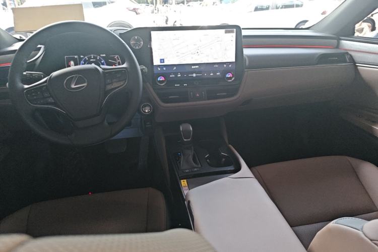 Used Lexus ES 2025 200 Premium Edition Center Console