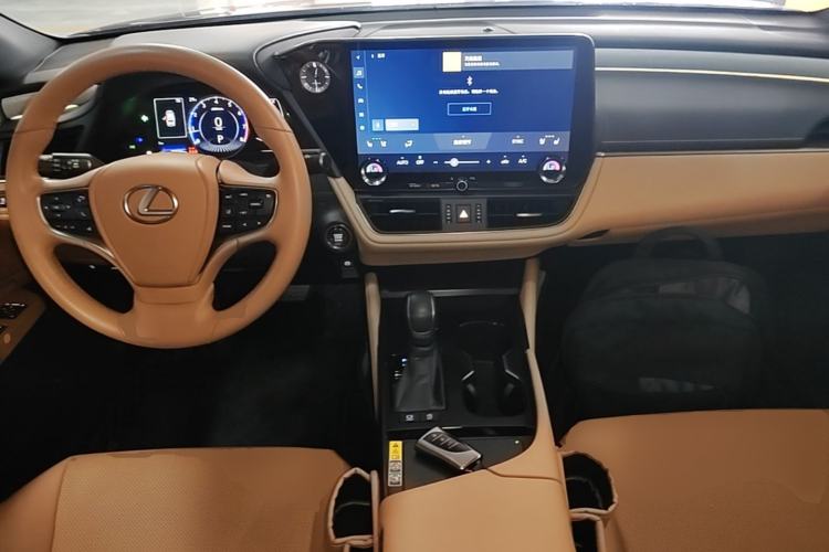 Used Lexus ES 2025 200 Premium Edition Center Console