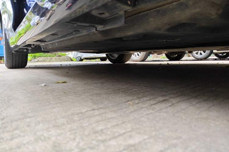 Used Lexus ES 2025 200 Premium Edition Chassis Front Right