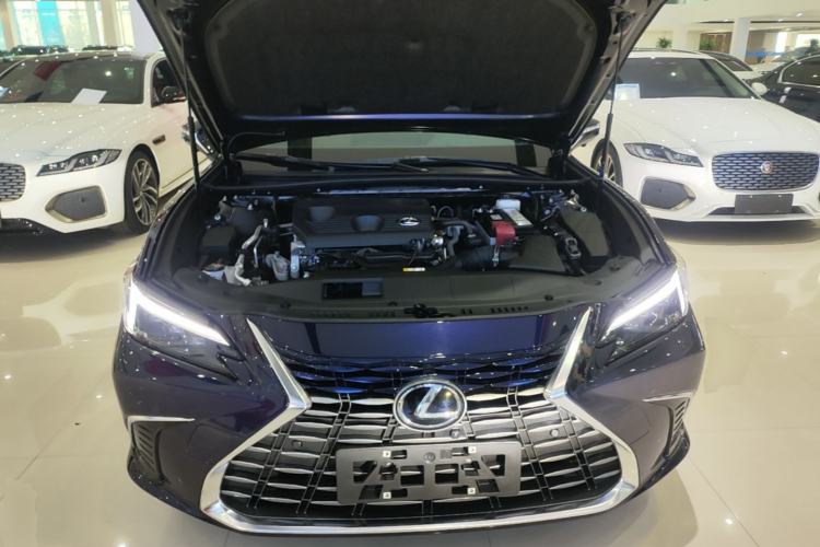 Used Lexus ES 2025 200 Premium Edition Engine Bay