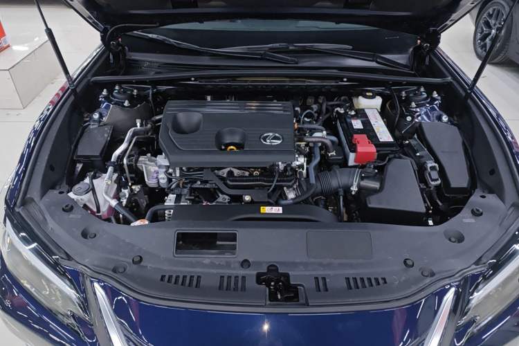 Used Lexus ES 2025 200 Premium Edition Engine Bay