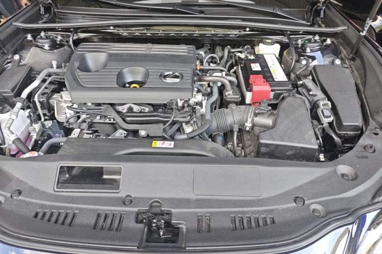 Used Lexus ES 2025 200 Premium Edition Engine Bay