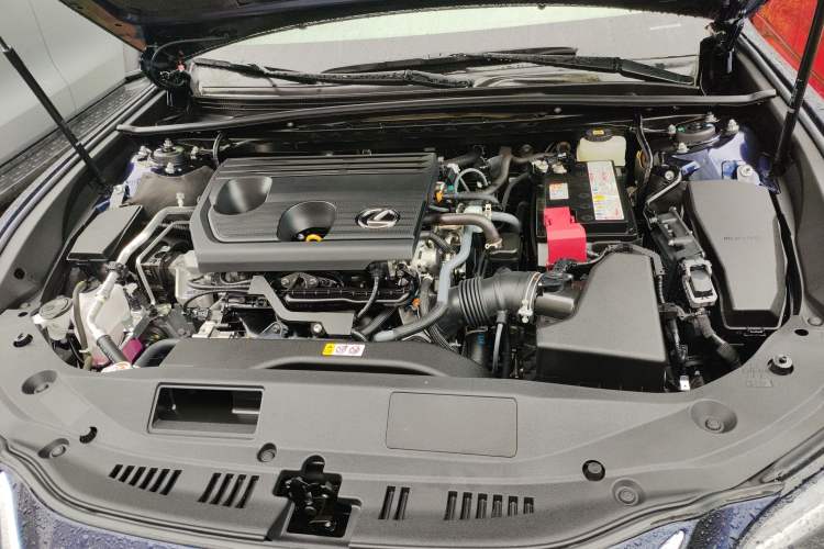 Used Lexus ES 2025 200 Premium Edition Engine Bay