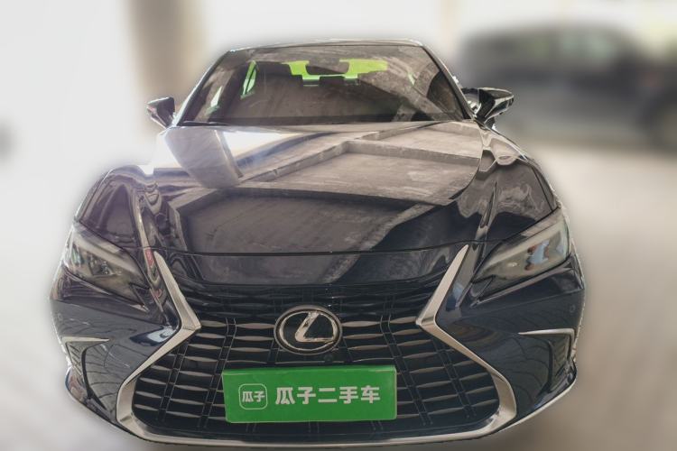 Used Lexus ES 2025 200 Premium Edition Front