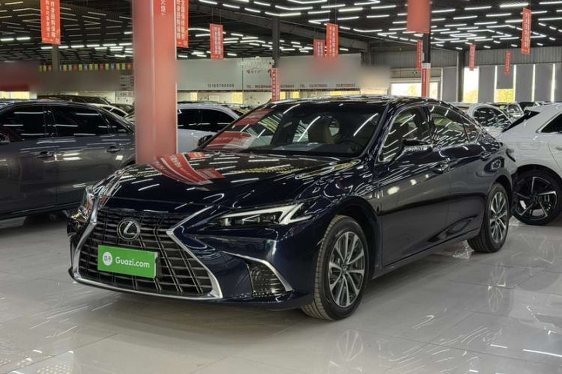 Used Lexus ES 2025 200 Premium Edition Front Left 45 Deg