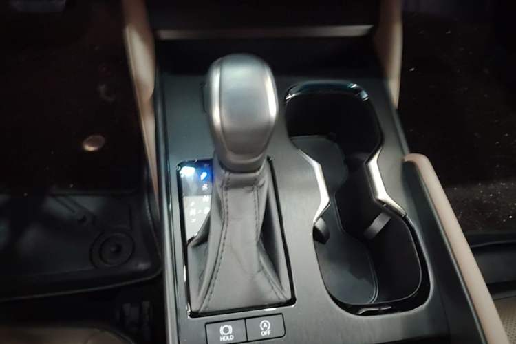 Used Lexus ES 2025 200 Premium Edition Gear Lever