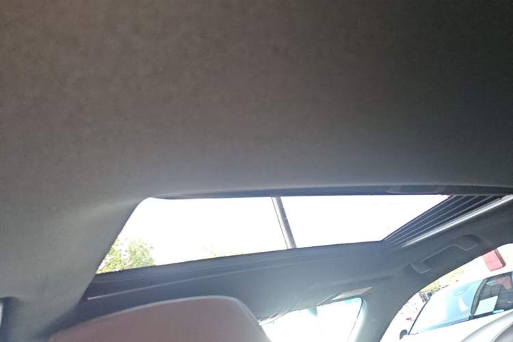 Used Lexus ES 2025 200 Premium Edition Headliner