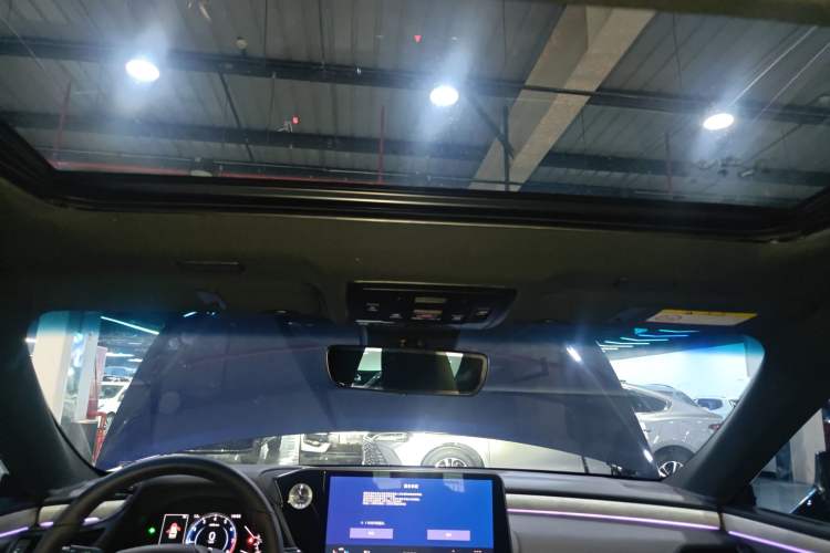Used Lexus ES 2025 200 Premium Edition Headliner