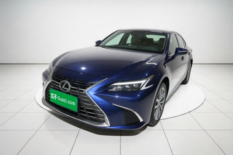 Lexus ES 2025 200 Premium Edition