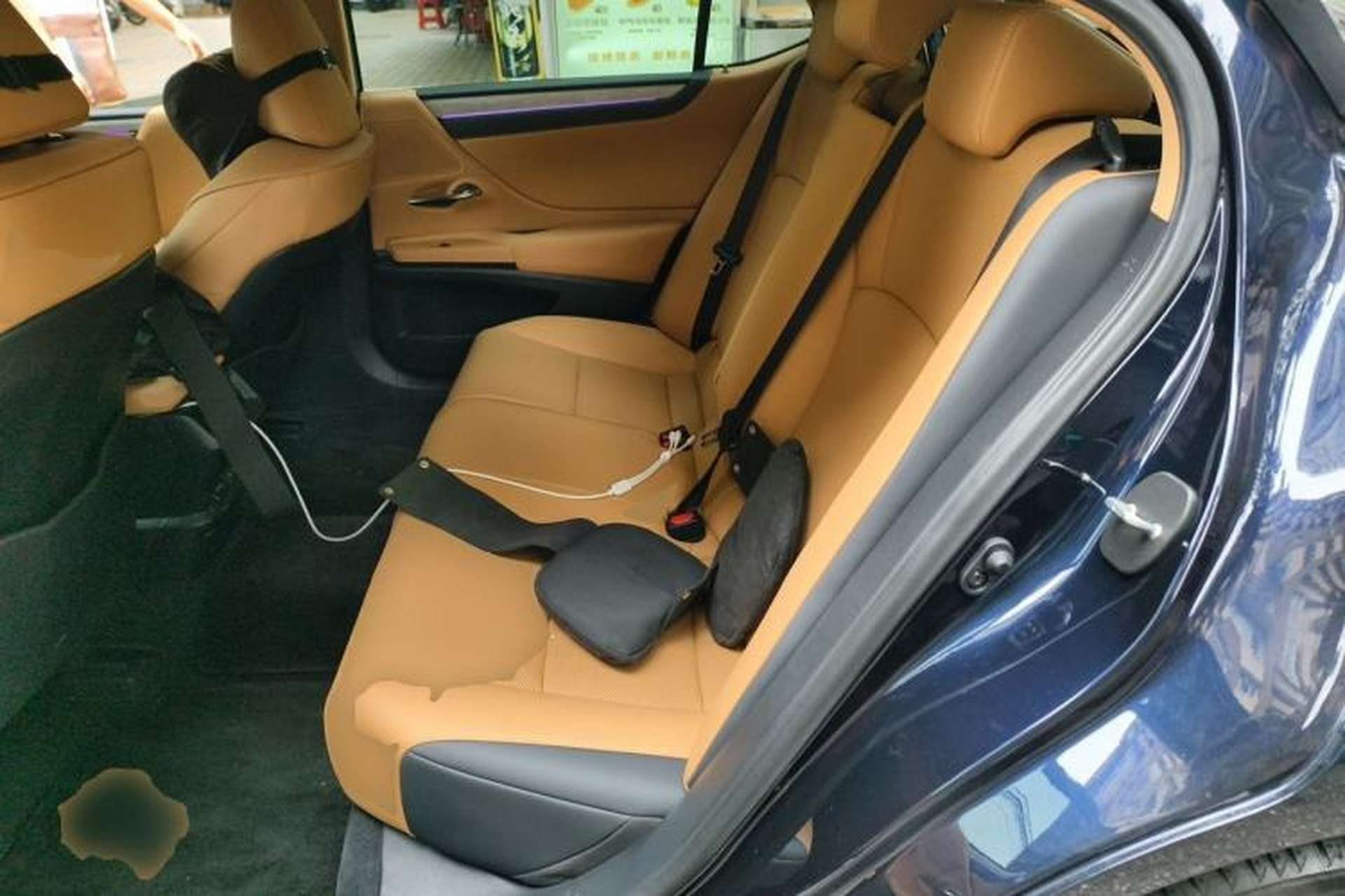 Used Lexus ES 2025 200 Premium Edition Left Rear Seat