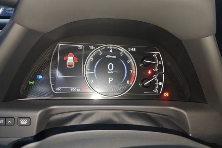 Used Lexus ES 2025 200 Premium Edition Odometer Close Up