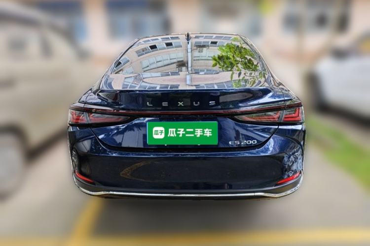 Used Lexus ES 2025 200 Premium Edition Rear