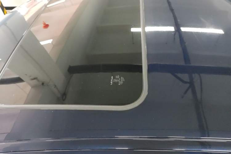 Used Lexus ES 2025 200 Premium Edition Roof