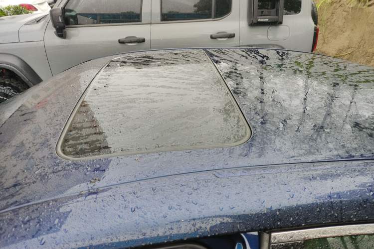 Used Lexus ES 2025 200 Premium Edition Roof