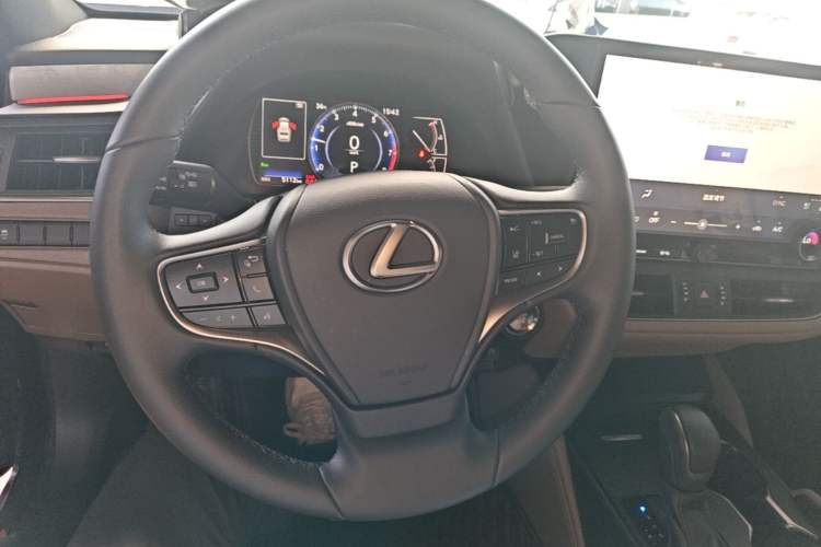 Used Lexus ES 2025 200 Premium Edition Steering Wheel