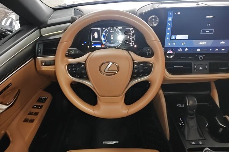Used Lexus ES 2025 200 Premium Edition Steering Wheel
