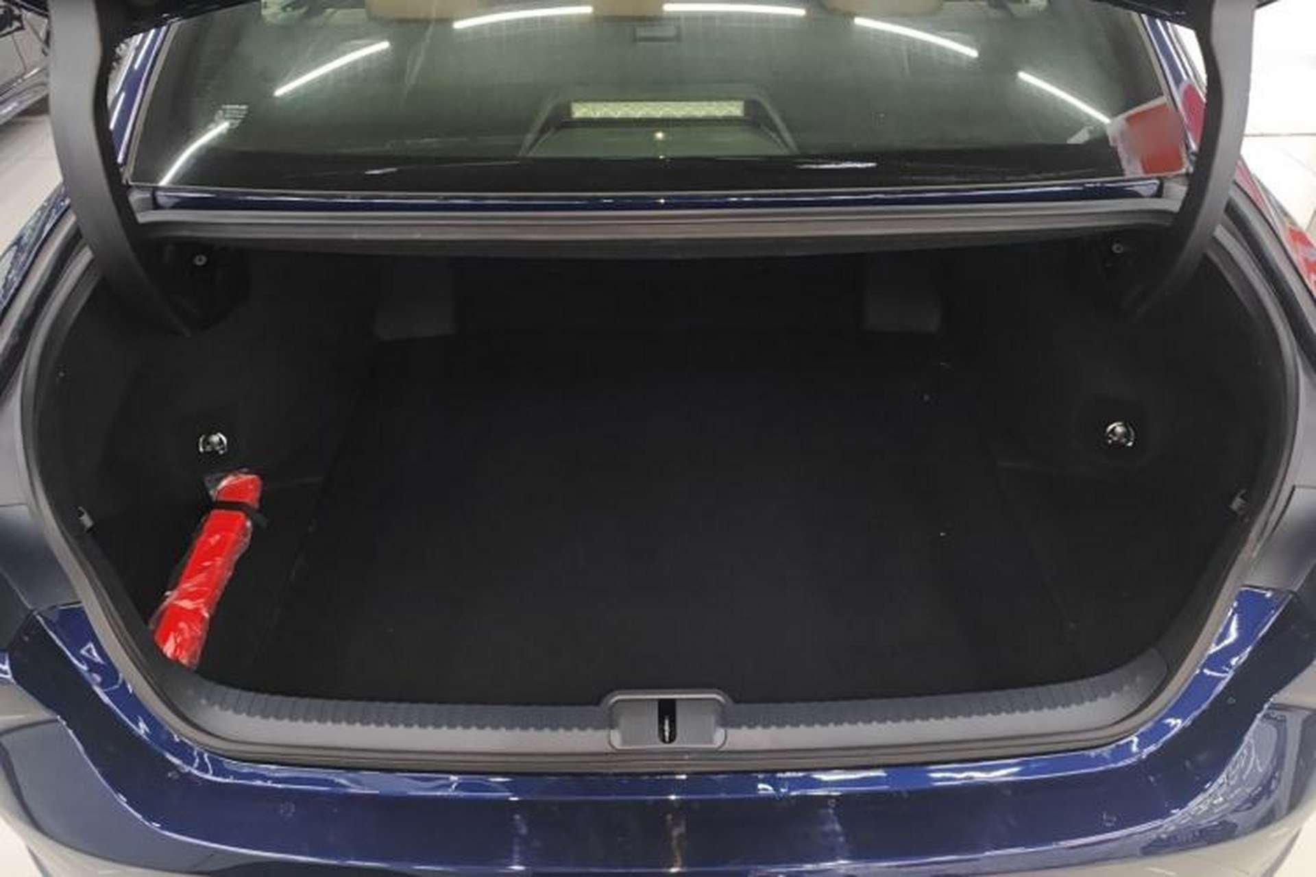 Used Lexus ES 2025 200 Premium Edition Trunk