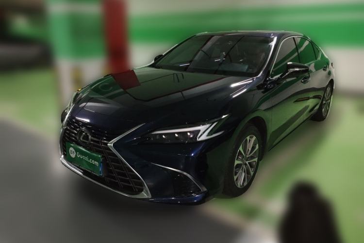 Lexus ES 2025 200 Premium Edition