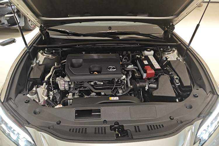 Used Lexus ES 2025 200 Premium Edition Engine Bay