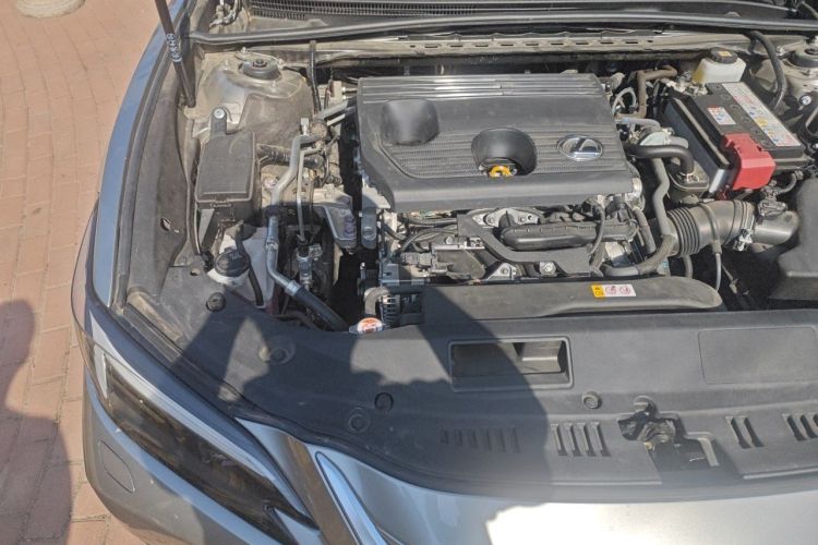 Used Lexus ES 2025 200 Premium Edition Engine Bay Right
