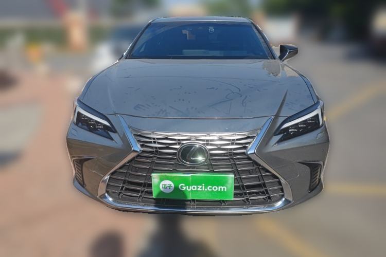 Used Lexus ES 2025 200 Premium Edition Front