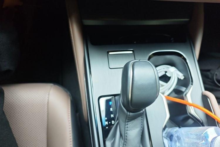 Used Lexus ES 2025 200 Premium Edition Gear Lever