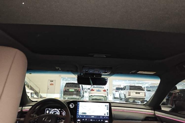 Used Lexus ES 2025 200 Premium Edition Headliner