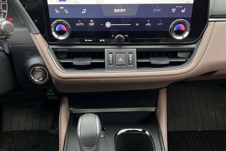 Used Lexus ES 2025 300h Deluxe Edition Interior 3