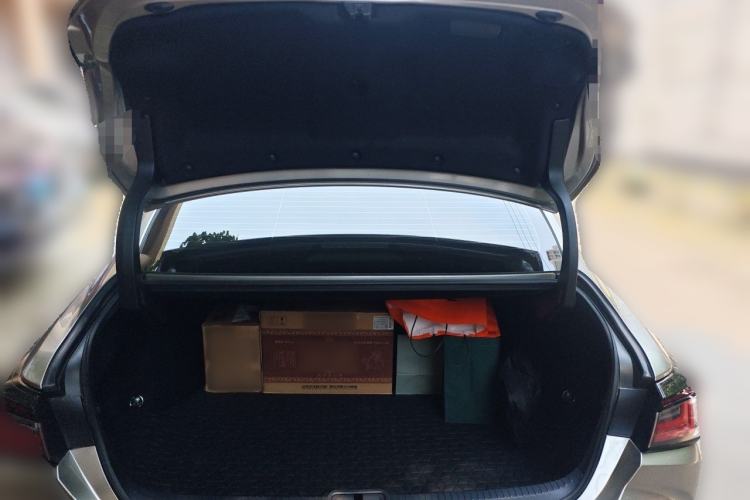 Used Lexus ES 2025 200 Premium Edition Trunk