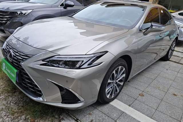 Used Lexus ES 2025 200 Premium Edition