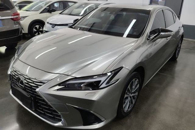 Used Lexus ES 2025 200 Premium Edition