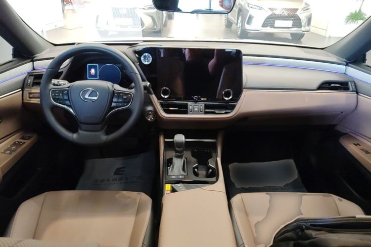 Used Lexus ES 2025 200 Premium Edition Center Console