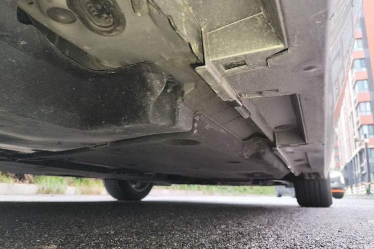 Used Lexus ES 2025 200 Premium Edition Chassis Rear Right