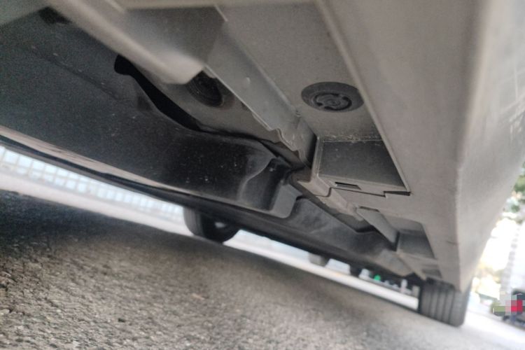 Used Lexus ES 2025 200 Premium Edition Chassis Rear Right