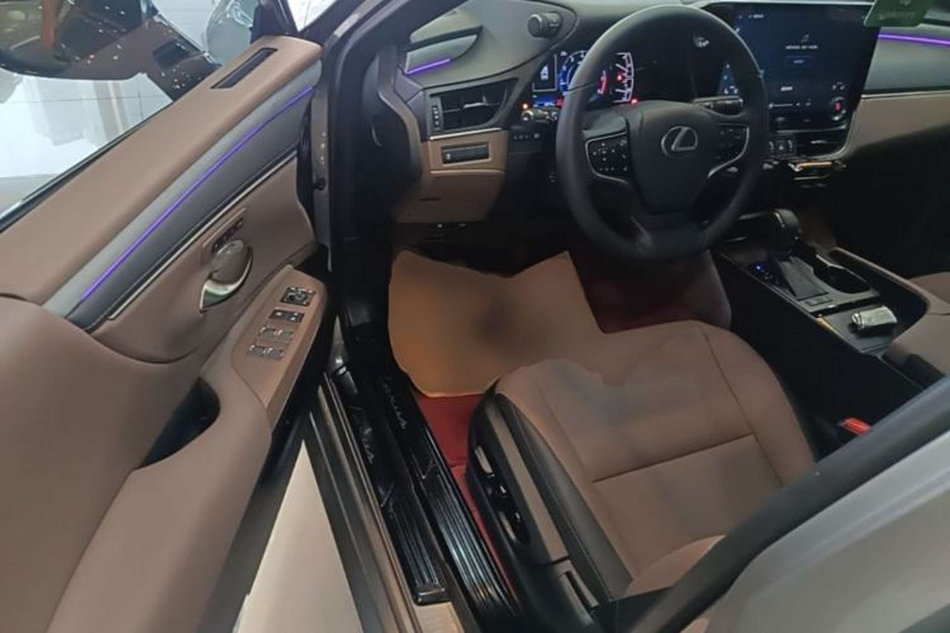 Used Lexus ES 2025 200 Premium Edition Driver Seat
