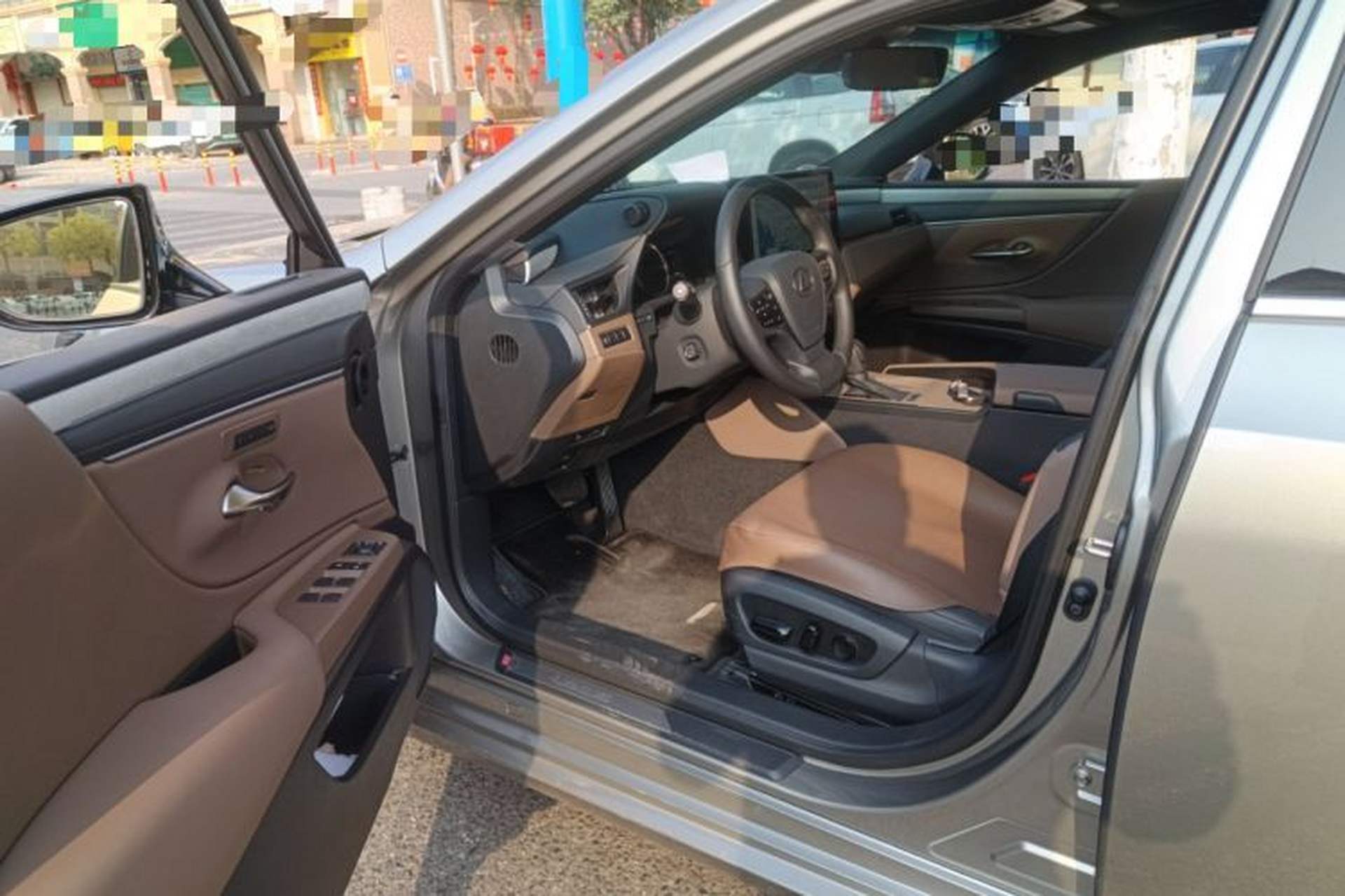 Used Lexus ES 2025 200 Premium Edition Driver Seat