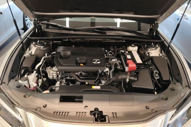 Used Lexus ES 2025 200 Premium Edition Engine Bay