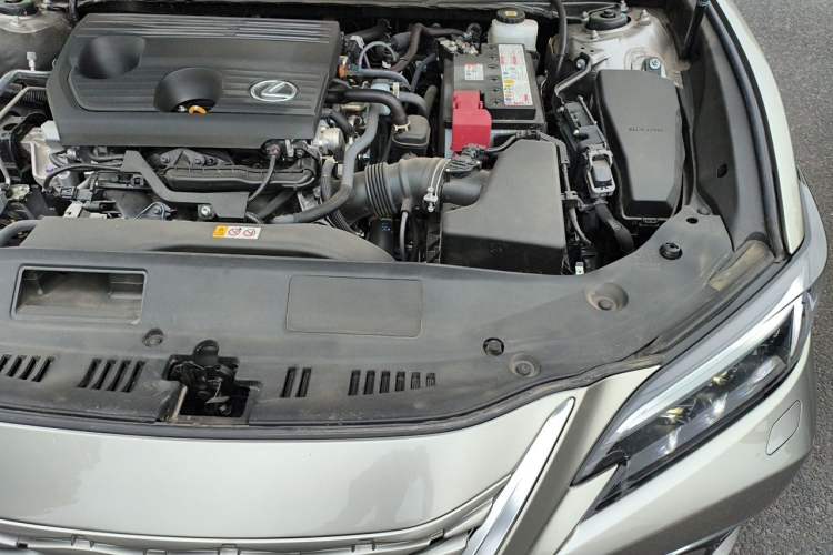 Used Lexus ES 2025 200 Premium Edition Engine Bay Left