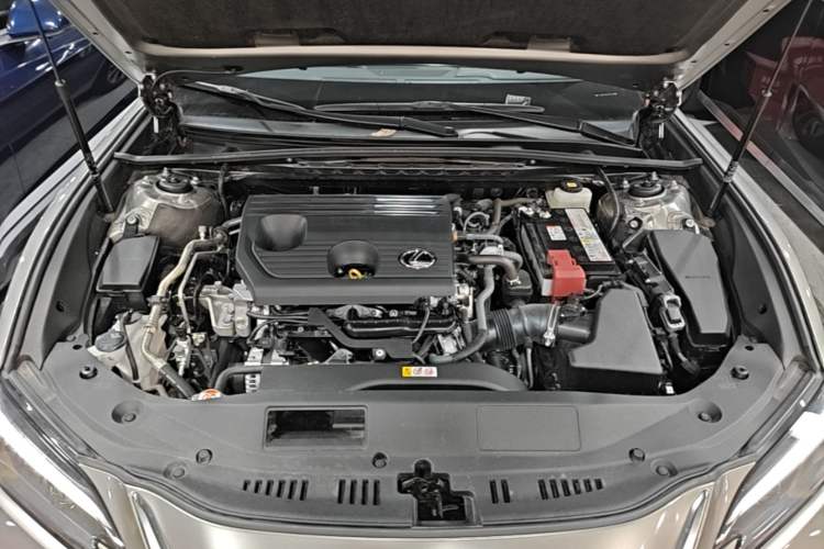 Used Lexus ES 2025 200 Premium Edition Engine Bay
