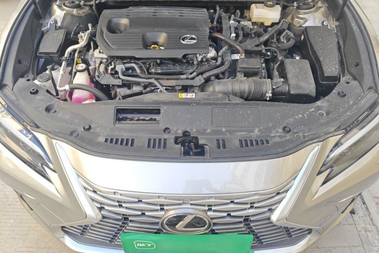 Used Lexus ES 2025 300h Deluxe Edition Engine Bay