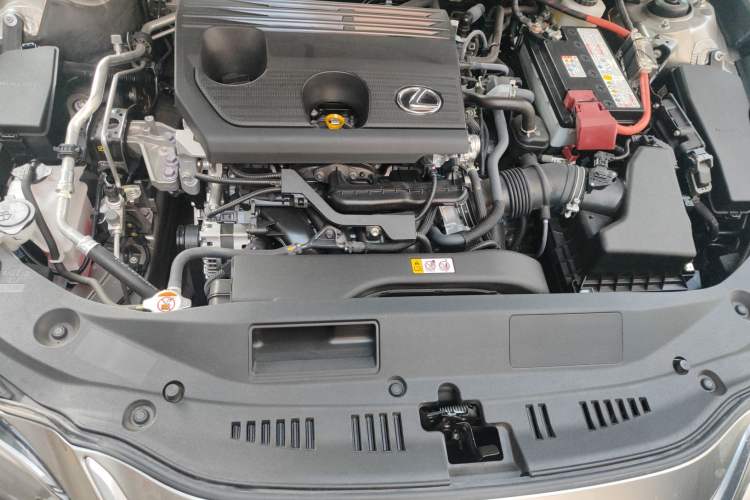 Used Lexus ES 2025 200 Premium Edition Engine Bay
