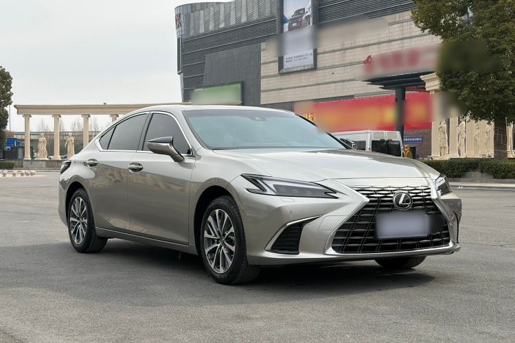 Used Lexus ES 2025 200 Premium Edition Exterior 3
