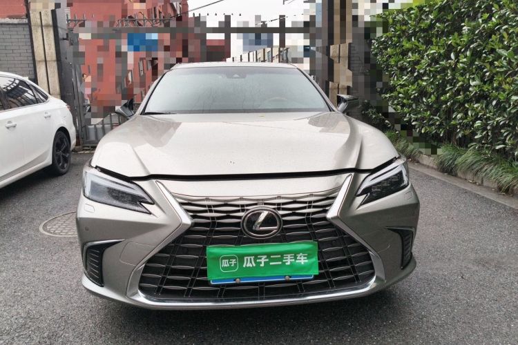 Used Lexus ES 2025 200 Premium Edition Front