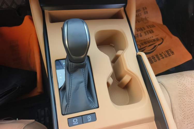 Used Lexus ES 2025 200 Premium Edition Gear Lever