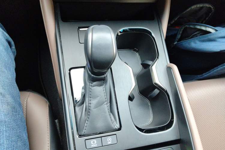 Used Lexus ES 2025 200 Premium Edition Gear Lever