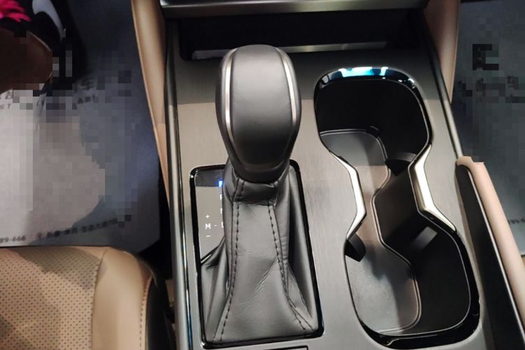 Used Lexus ES 2025 200 Premium Edition Gear Lever