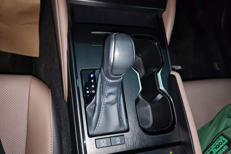 Used Lexus ES 2025 200 Premium Edition Gear Lever