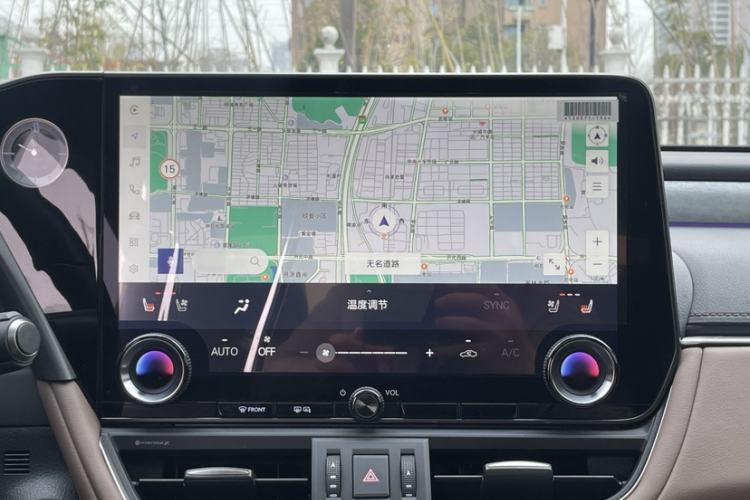 Used Lexus ES 2025 200 Premium Edition Interior 9