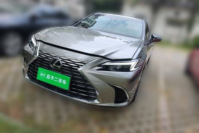 Used Lexus ES 2025 300h Deluxe Edition