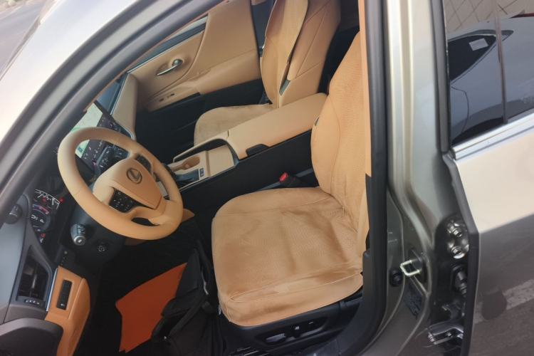 Used Lexus ES 2025 200 Premium Edition Left Front Seat